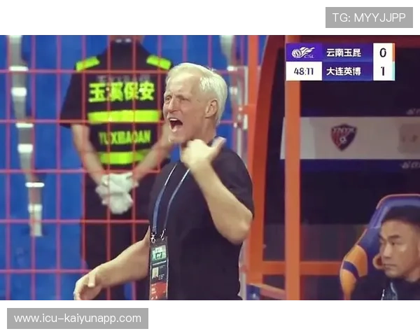 大连英博中路穿透接连制造射门良机