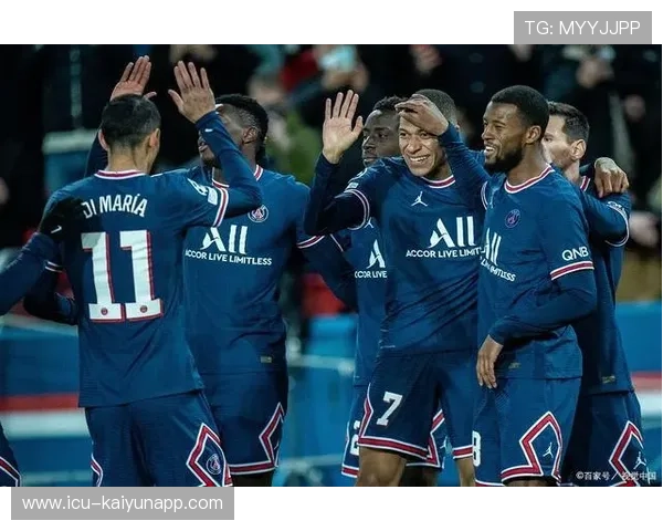 巴黎圣日耳曼调整战术布局：出售锋线替补，力补中场短板